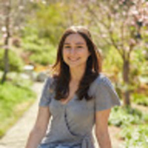 Meet your Posher, Chloe